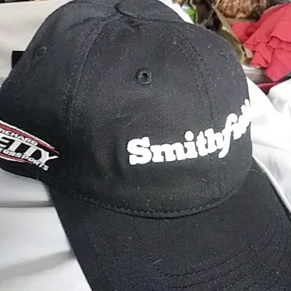 Richard Petty 43 Smithfield $22 1  SZ + free gift